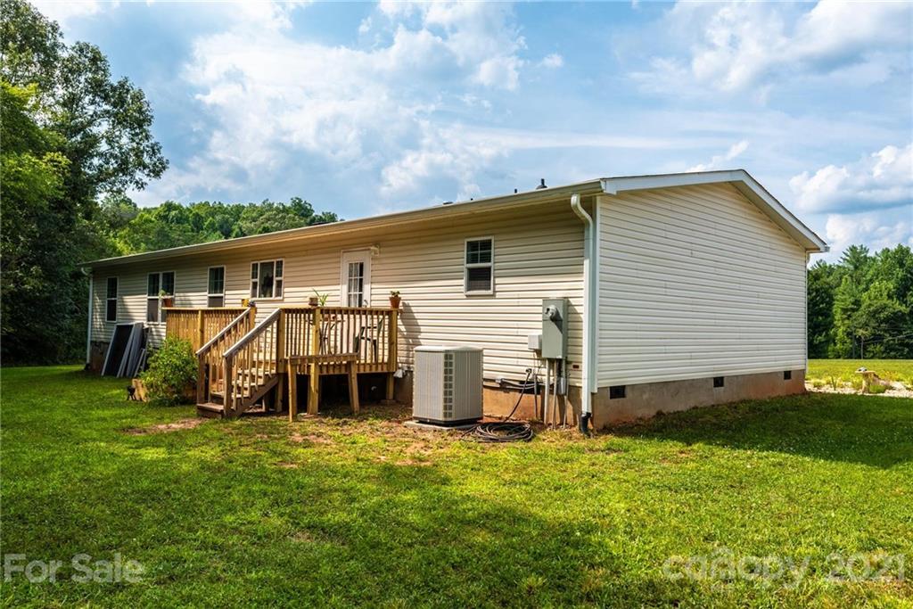 4073 Doe Ridge Place Lenoir, NC 28645 - Photo 7 of 47 Gallery Image 7