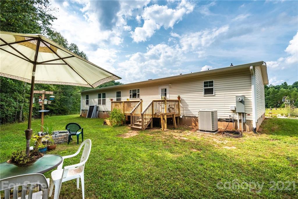 4073 Doe Ridge Place Lenoir, NC 28645 - Photo 8 of 47 Gallery Image 8
