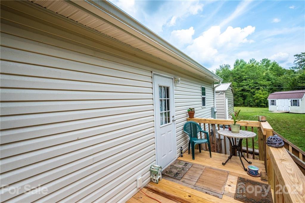 4073 Doe Ridge Place Lenoir, NC 28645 - Photo 10 of 47 Gallery Image 10