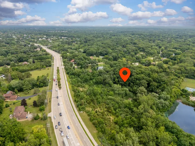 $265,000 | 21031 North Quentin Road, Lake Zurich, IL 60047