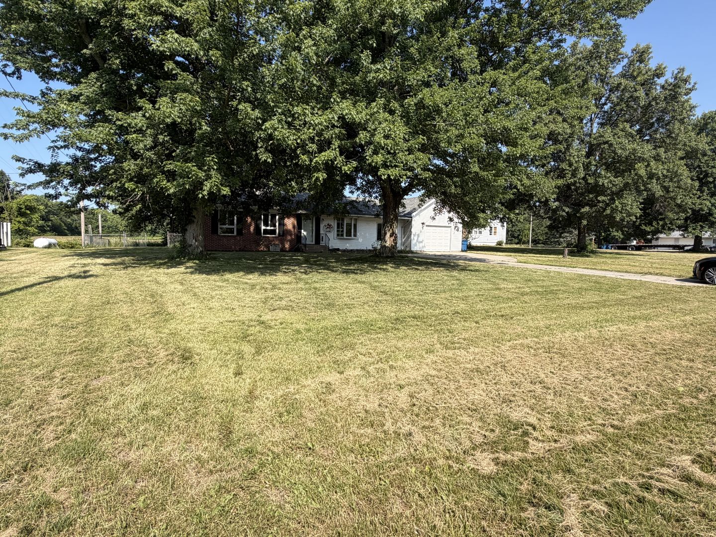 1995 North 1950th Road East Watseka, IL 60970 - Photo 33 of 36