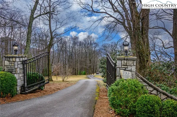 $16,750,000 | 733 Dogwood Lane, Lenoir, NC 28645