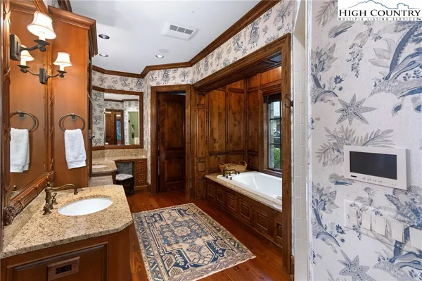 $16,750,000 | 733 Dogwood Lane, Lenoir, NC 28645