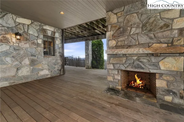 $16,750,000 | 733 Dogwood Lane, Lenoir, NC 28645