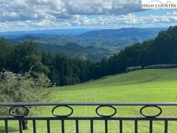 $16,750,000 | 733 Dogwood Lane, Lenoir, NC 28645