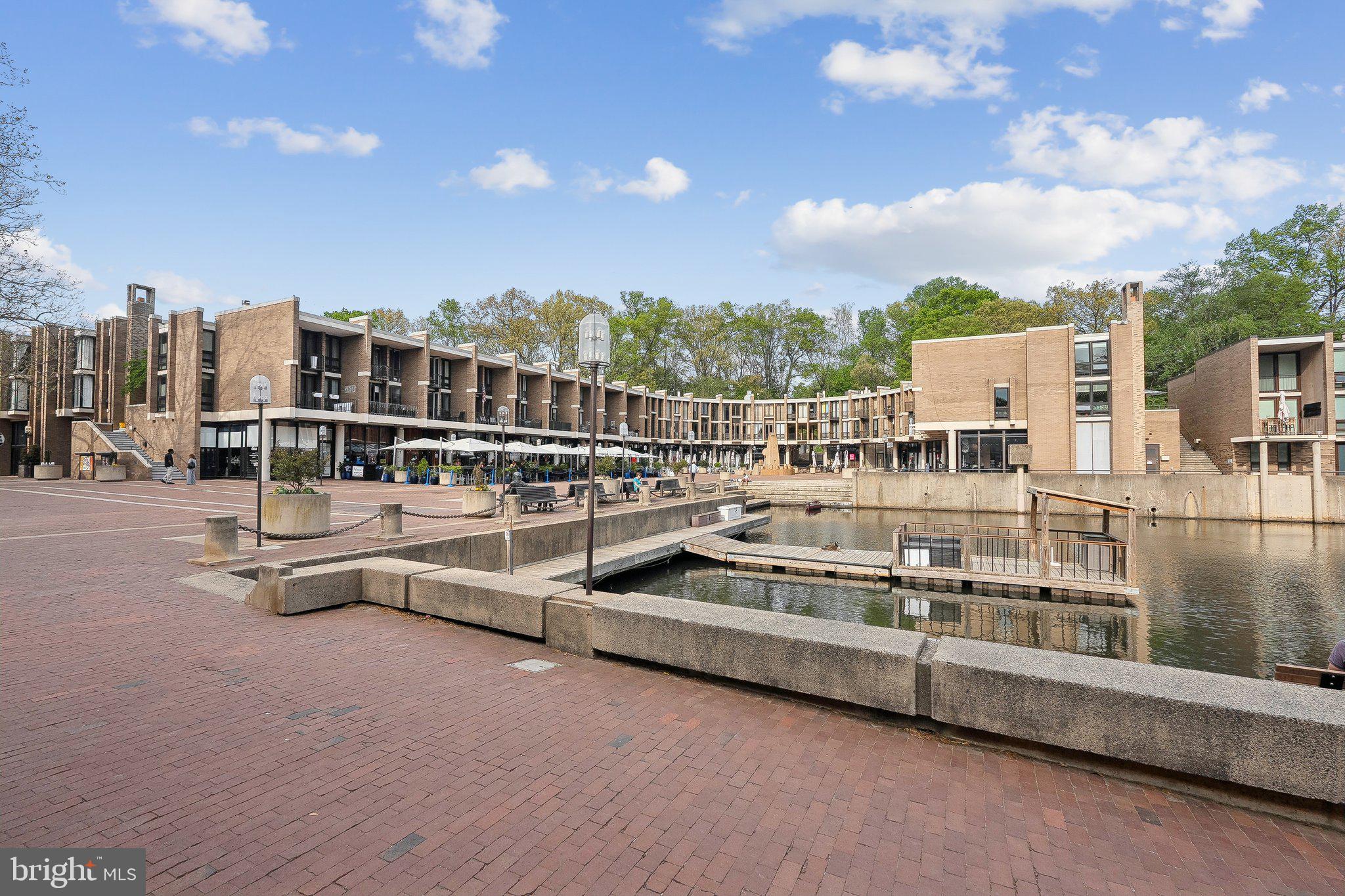 1531 Northgate Square, Unit 12B Reston, VA 20190 - Photo 29 of 34 a view of a terrace with city view