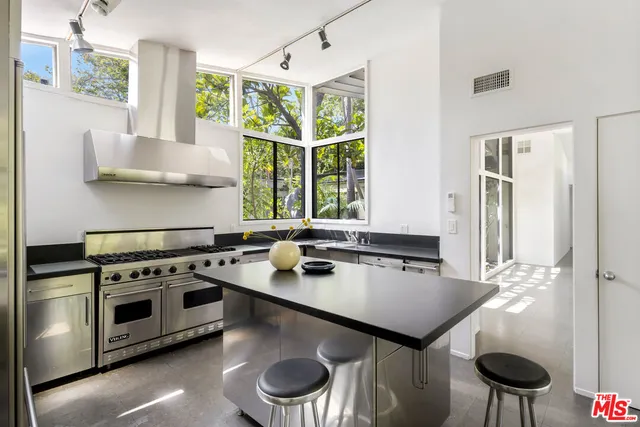 $12,500 | 30611 Las Estrellas Drive, Malibu, CA 90265