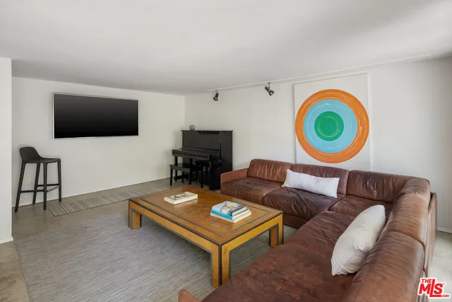 $12,500 | 30611 Las Estrellas Drive, Malibu, CA 90265