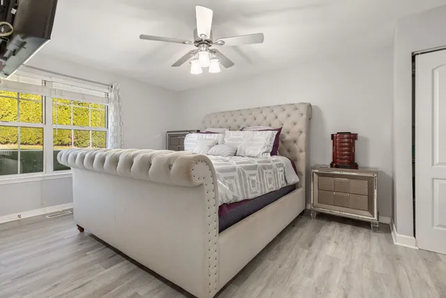 $1,950 | 22 Tyler Court, Unit A, Streamwood, IL 60107