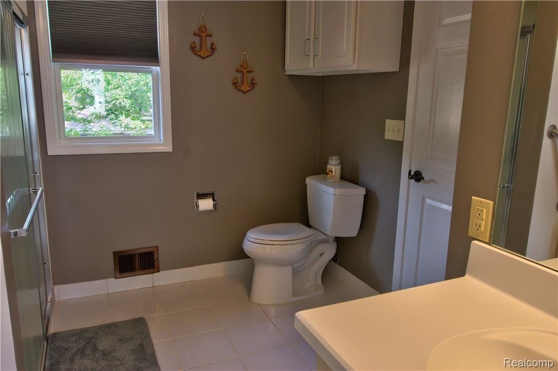 5041 Owen Road Linden, MI 48451 - Photo 19 of 51 DSC_5476_7_8.jpg