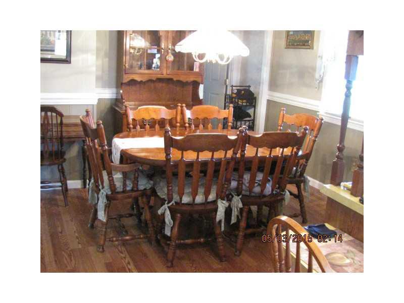 3303 Heights Road Aliquippa, PA 15001 - Photo 9 of 21 Dining Room.