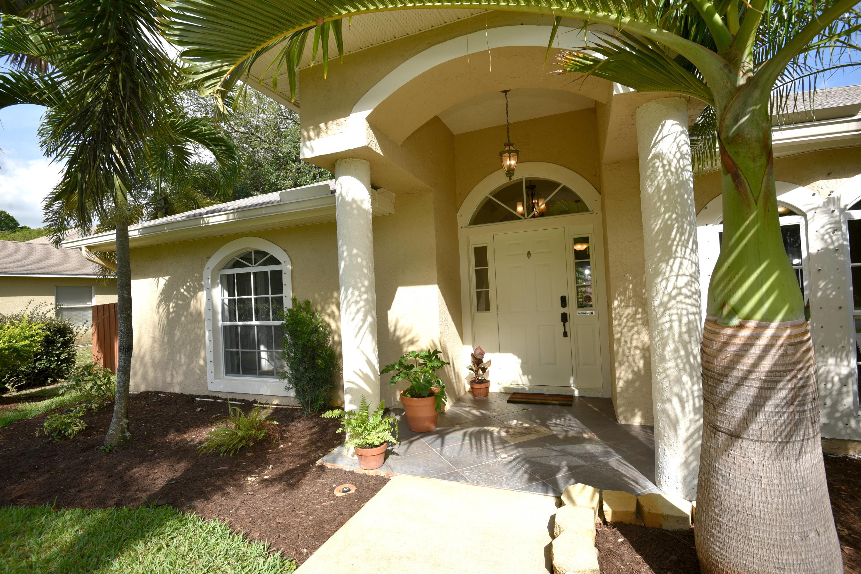 2438 SW Independence Road Front Entry 2