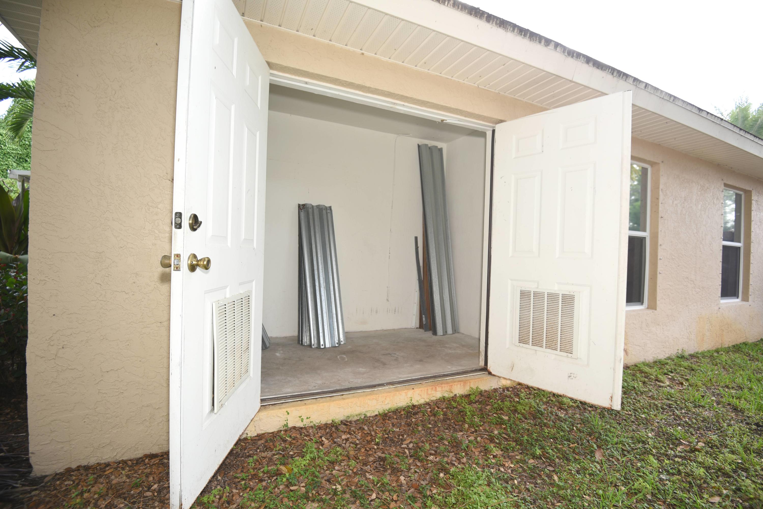 2438 Southwest Independence Road Port St. Lucie, FL 34953 - Photo 21 of 28 2438 SW Independence Road Bonus Strorage