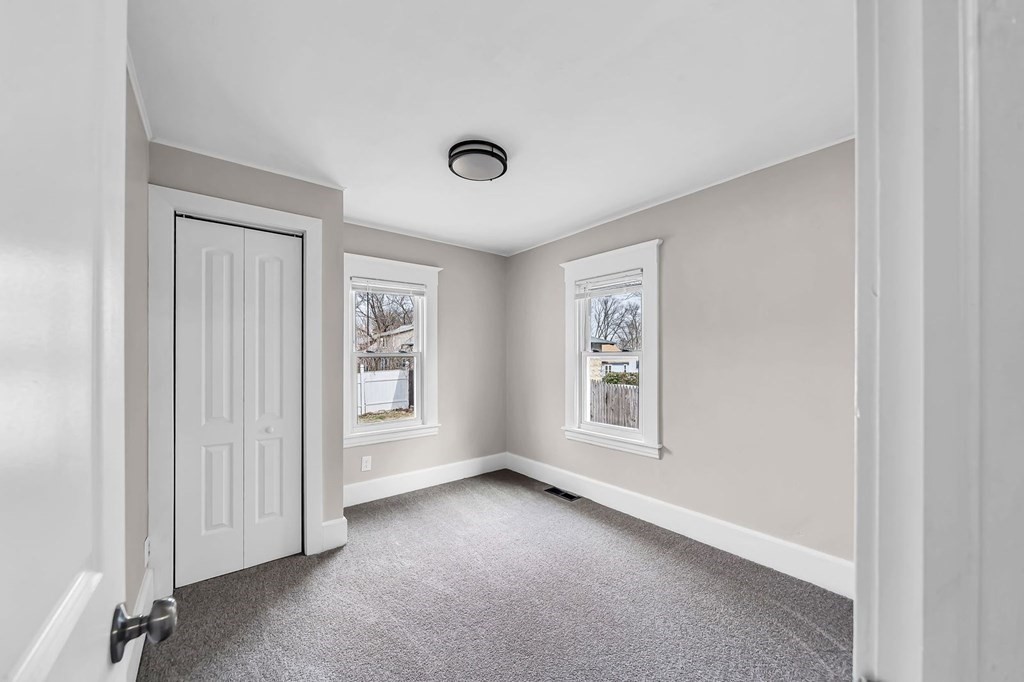 44 Ina Street Springfield, MA 01109 - Photo 27 of 34 Gallery Image 27