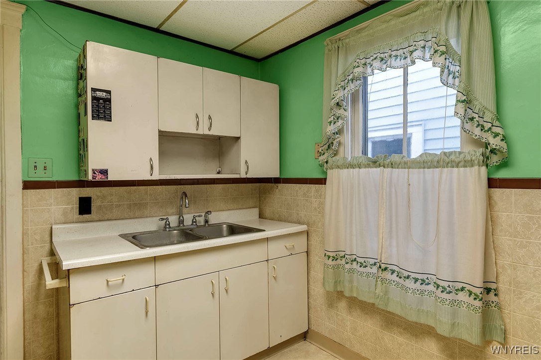 34 Riverside Avenue Buffalo, NY 14207 - Photo 18 of 39