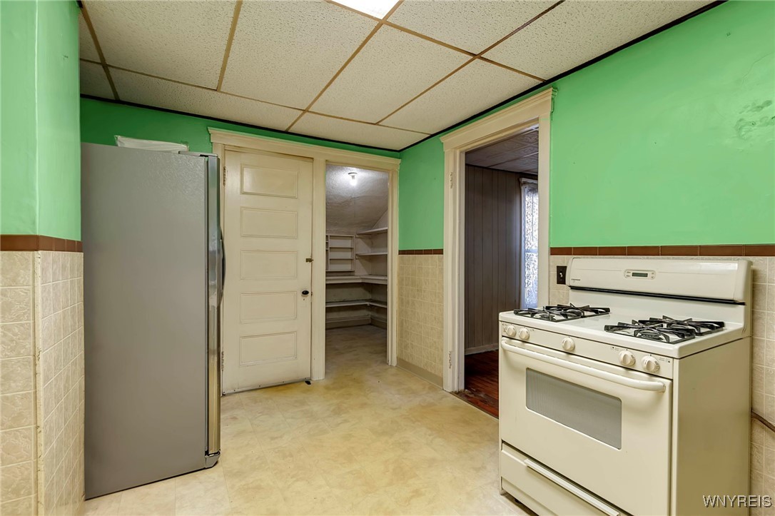 34 Riverside Avenue Buffalo, NY 14207 - Photo 20 of 39