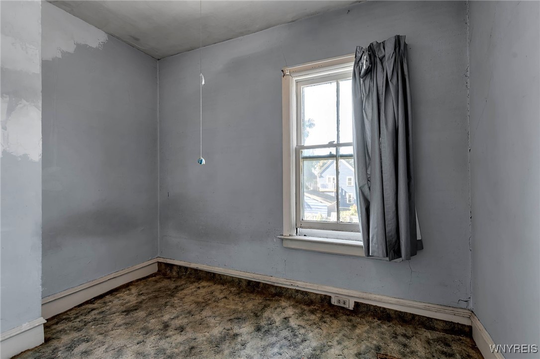 34 Riverside Avenue Buffalo, NY 14207 - Photo 31 of 39