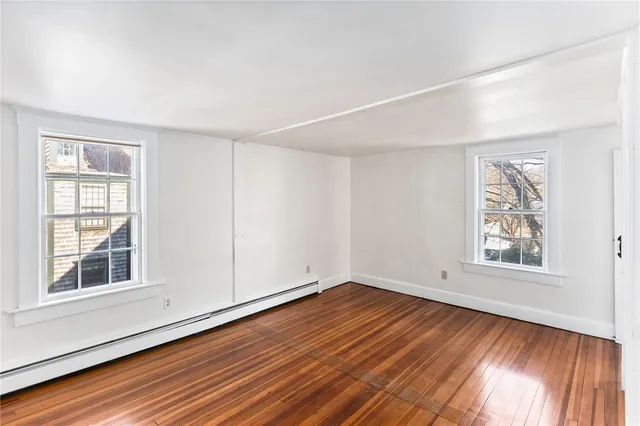 $1,095,000 | 7 Cozzens Court, Newport, RI 02840