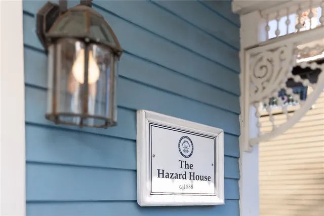 $1,095,000 | 7 Cozzens Court, Newport, RI 02840