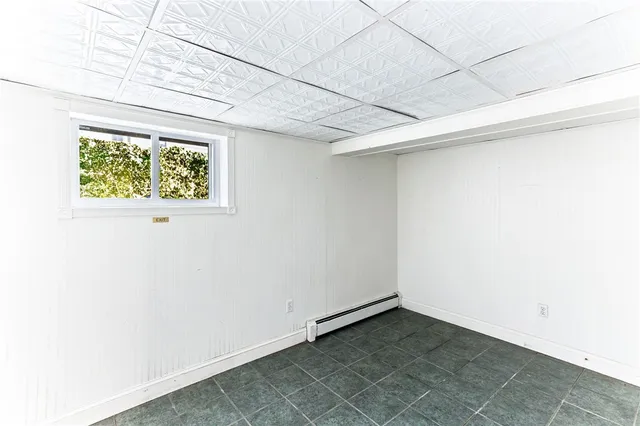 $1,095,000 | 7 Cozzens Court, Newport, RI 02840