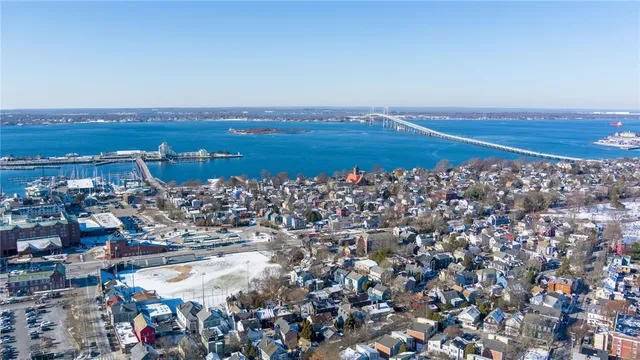 $1,095,000 | 7 Cozzens Court, Newport, RI 02840