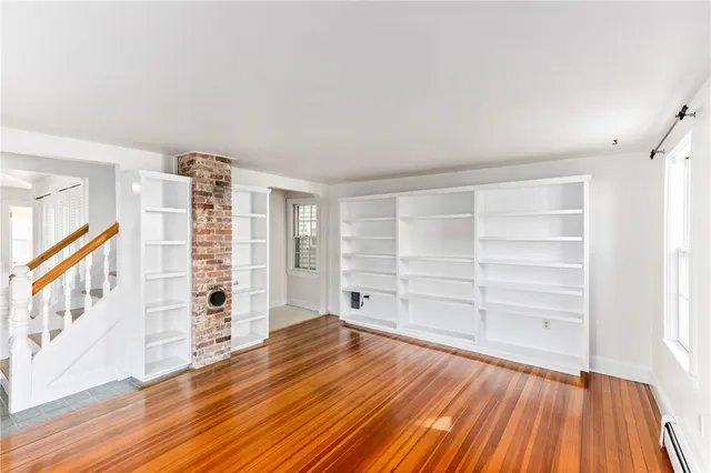 $1,095,000 | 7 Cozzens Court, Newport, RI 02840