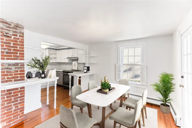 $1,095,000 | 7 Cozzens Court, Newport, RI 02840