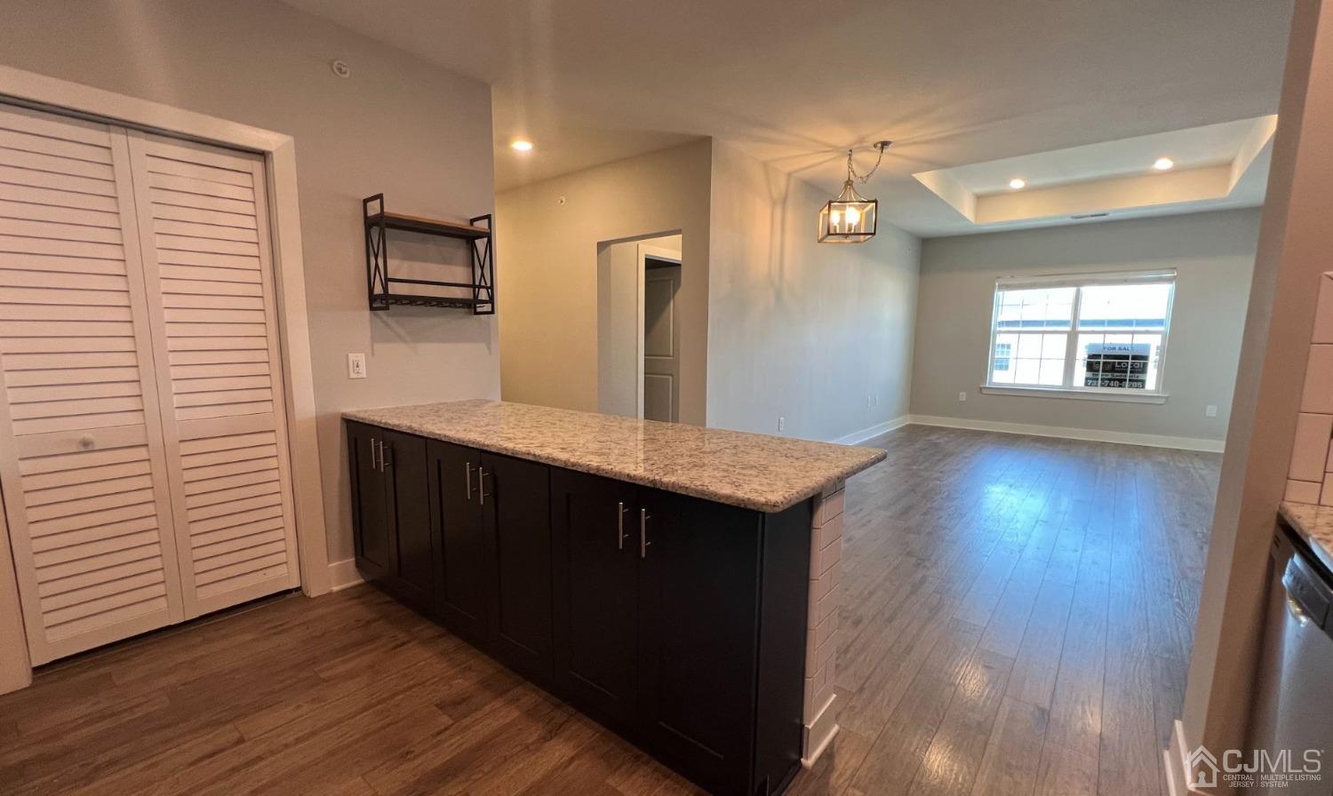 435 Tavern Road Monroe Township, NJ 08831 - Photo 4 of 19 Gallery Image 4