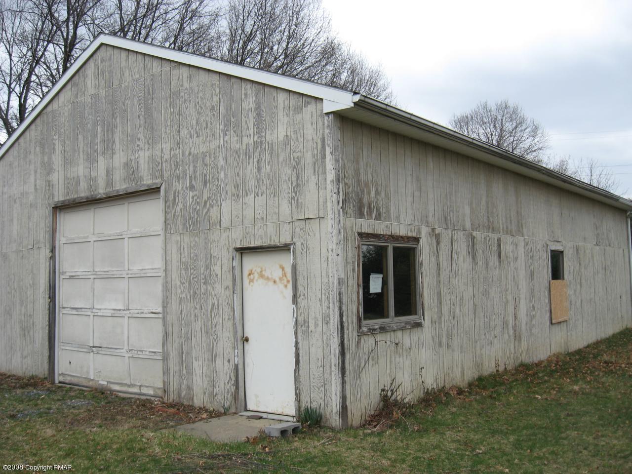 152 Orville Road Wind Gap, PA 18091 - Photo 7 of 9 Detached Garage