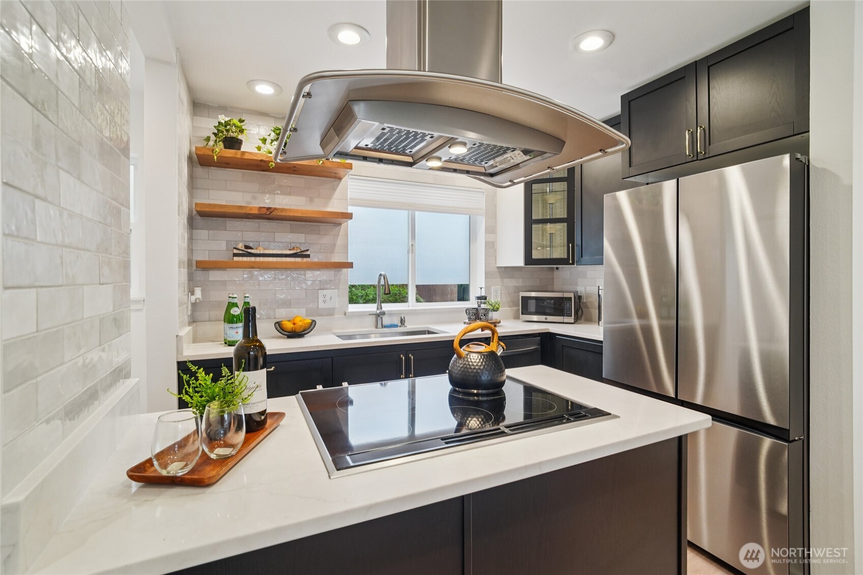 127 25th Avenue East, Unit B Seattle, WA 98112 - Photo 18 of 40