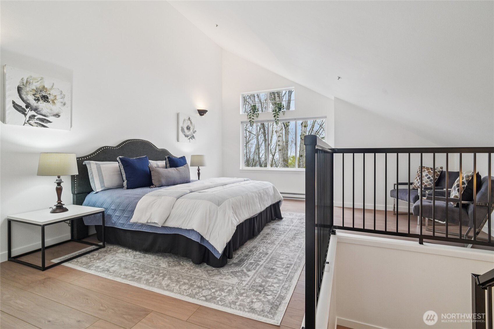 127 25th Avenue East, Unit B Seattle, WA 98112 - Photo 23 of 40