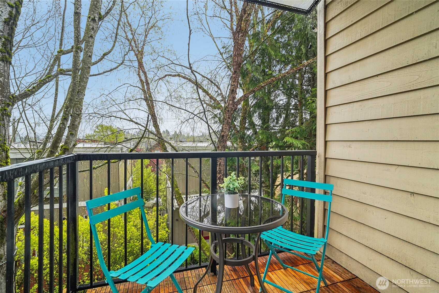 127 25th Avenue East, Unit B Seattle, WA 98112 - Photo 34 of 40