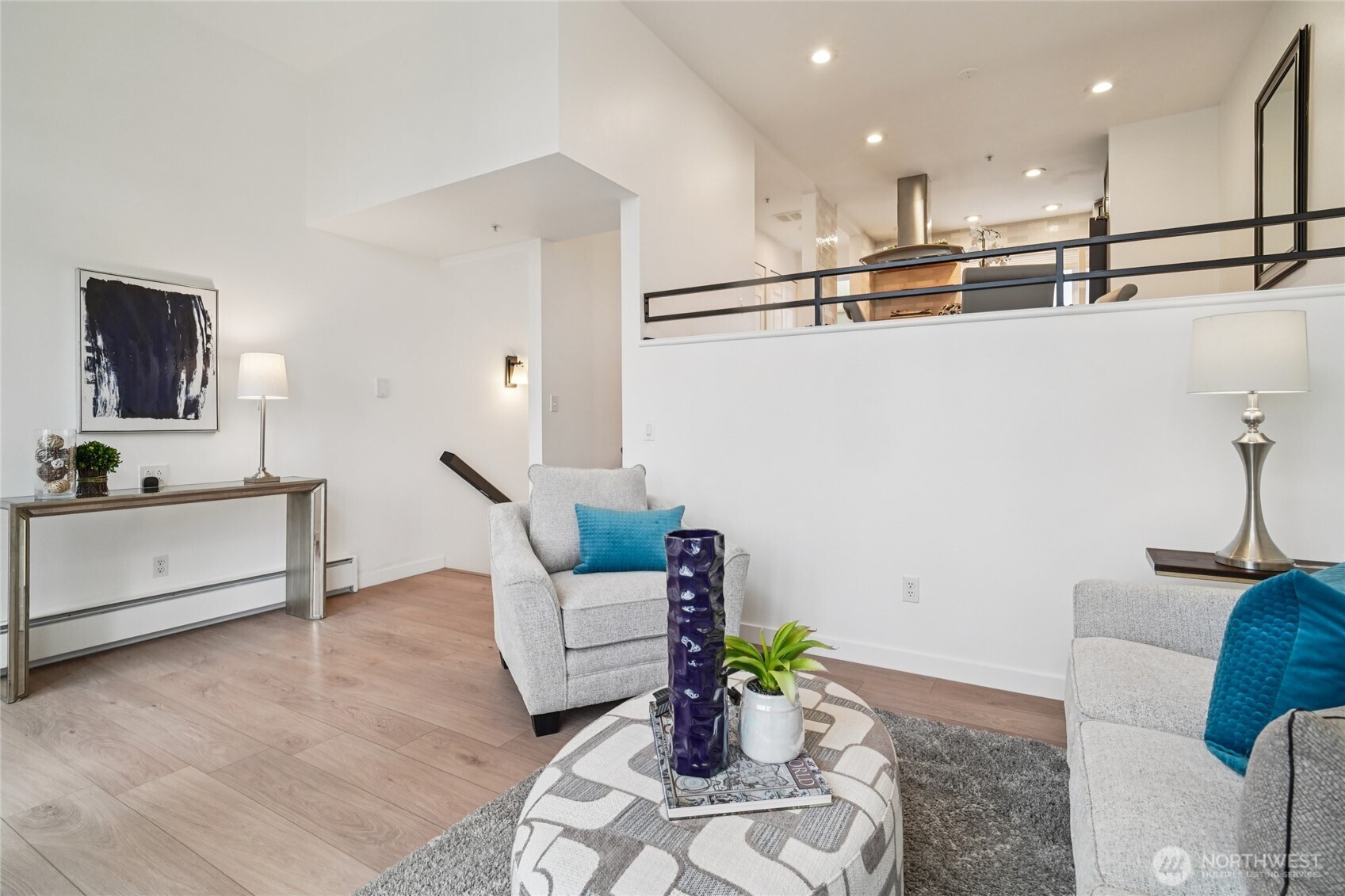 127 25th Avenue East, Unit B Seattle, WA 98112 - Photo 8 of 40
