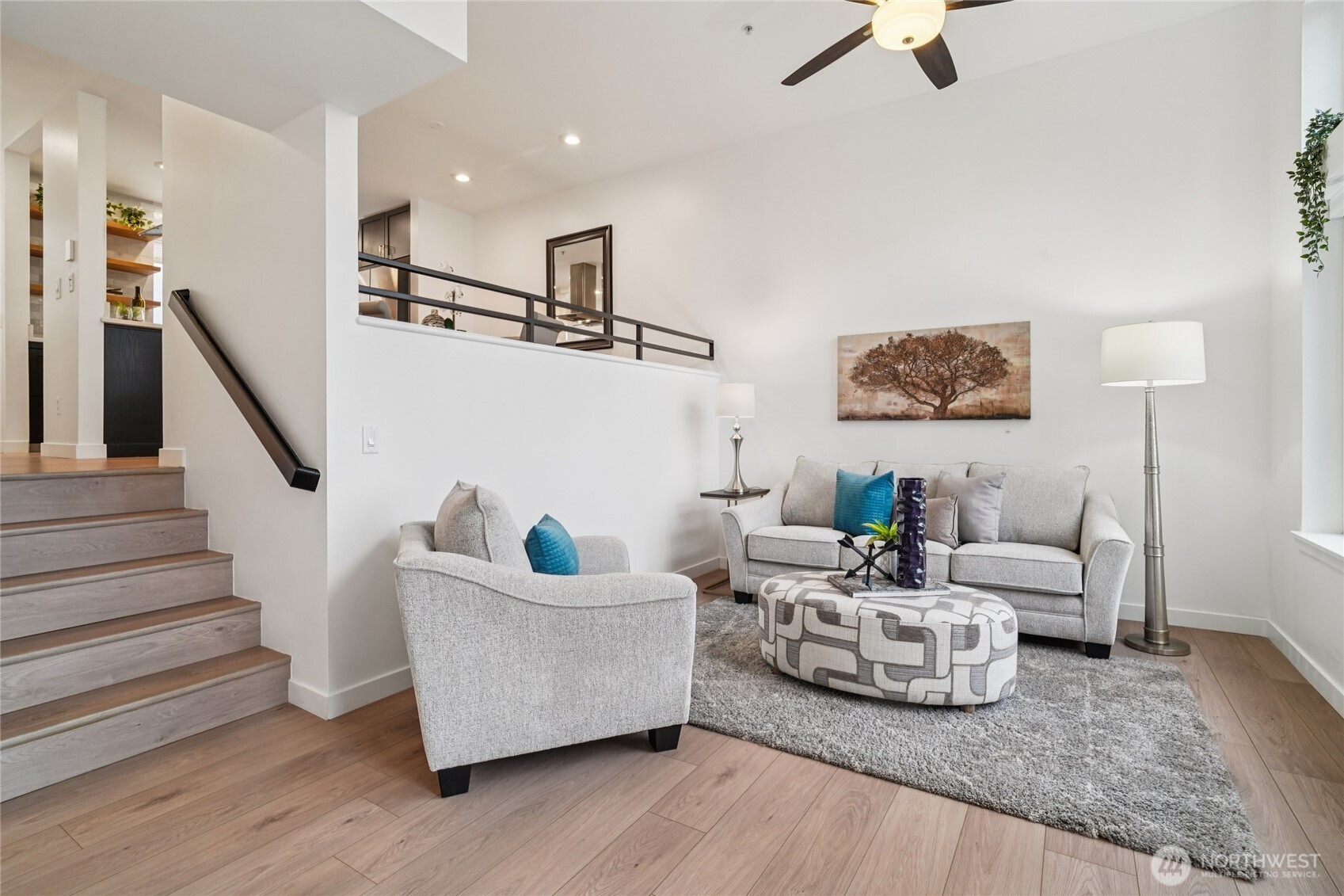 127 25th Avenue East, Unit B Seattle, WA 98112 - Photo 10 of 40