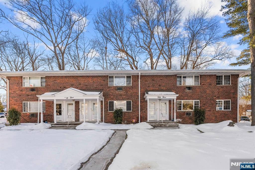 5306 Christopher Street Ramsey, NJ 07446 - Photo 1 of 27
