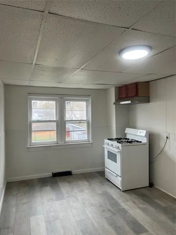 $1,100 | 223 Squires Avenue, Endicott, NY 13760