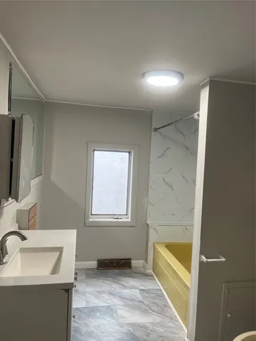 $1,100 | 223 Squires Avenue, Endicott, NY 13760