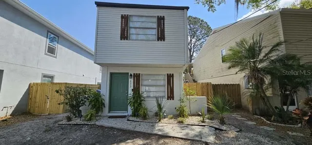 view of balcony with wooden floor