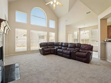 $435,000 | 5160 Finnhorse Drive, Grand Prairie, TX 75052