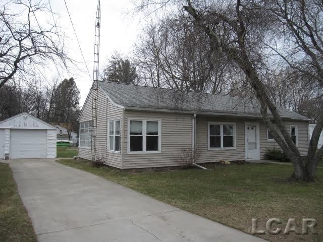 328 Falcon Road Jackson, MI 49202 - Photo 1 of 10