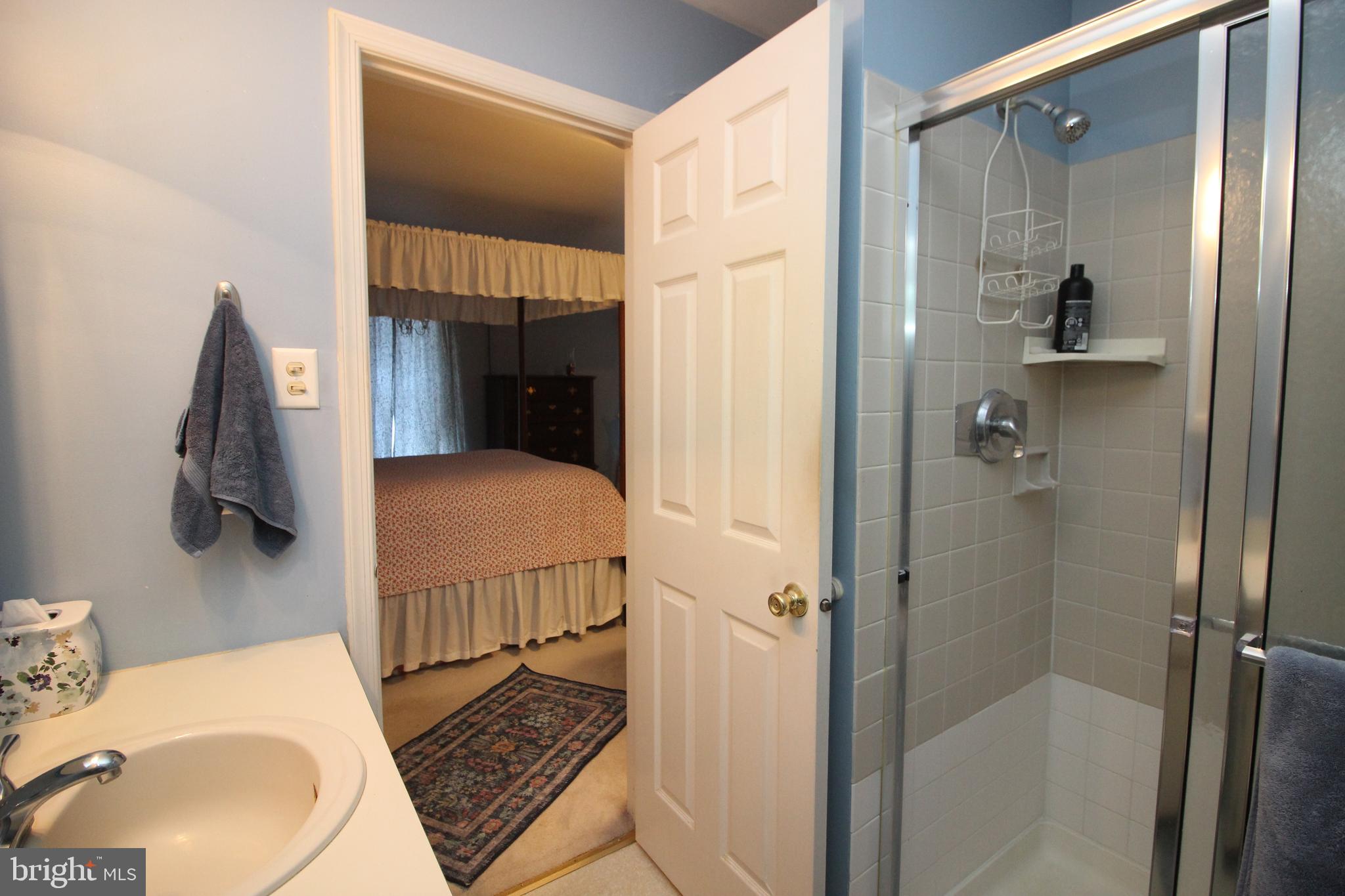 603 Seminole Gardens Ambler, PA 19002 - Photo 18 of 28