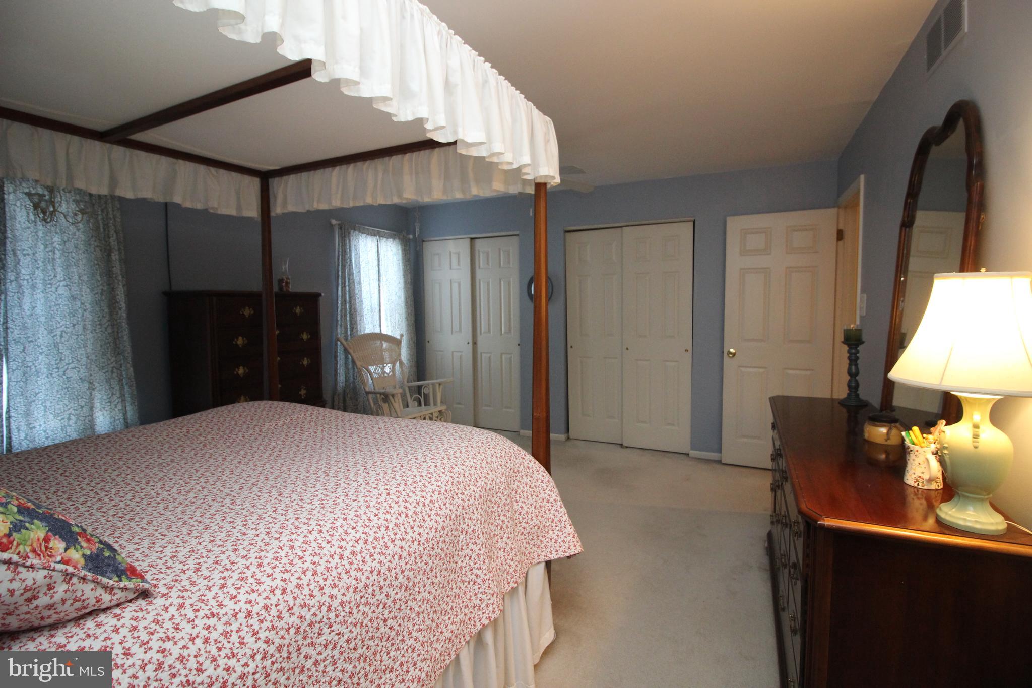 603 Seminole Gardens Ambler, PA 19002 - Photo 19 of 28