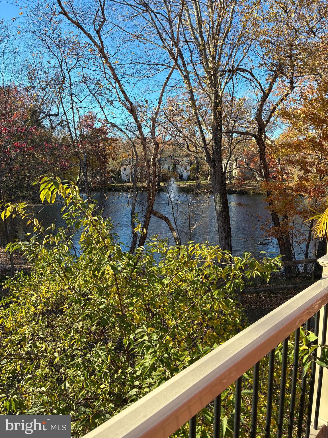 603 Seminole Gardens Ambler, PA 19002 - Photo 3 of 28