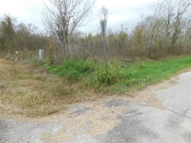 $90,000 | 316-627 County Road, Brazoria, TX 77422
