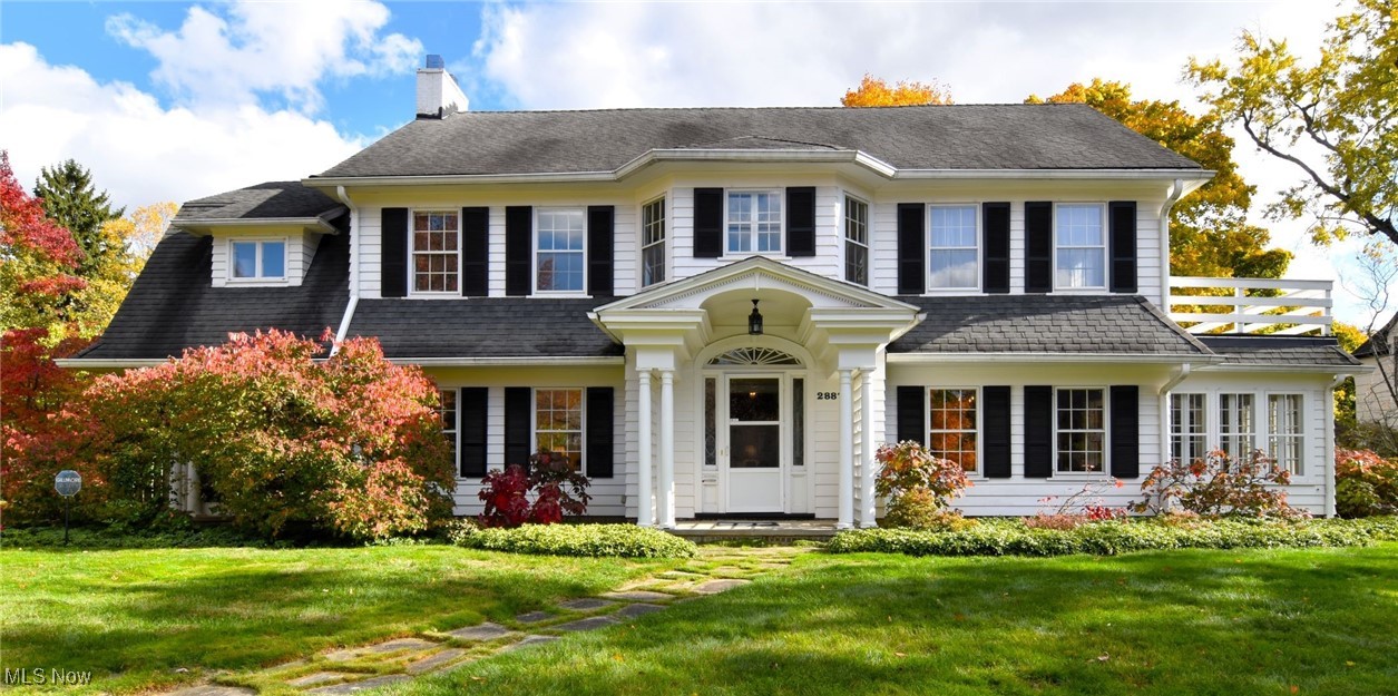 2887 Kingsley Road Shaker Heights, OH 44122 - Photo 1 of 40 This New England-Style Colonial sits on a large .4 acre lot in the Club Section