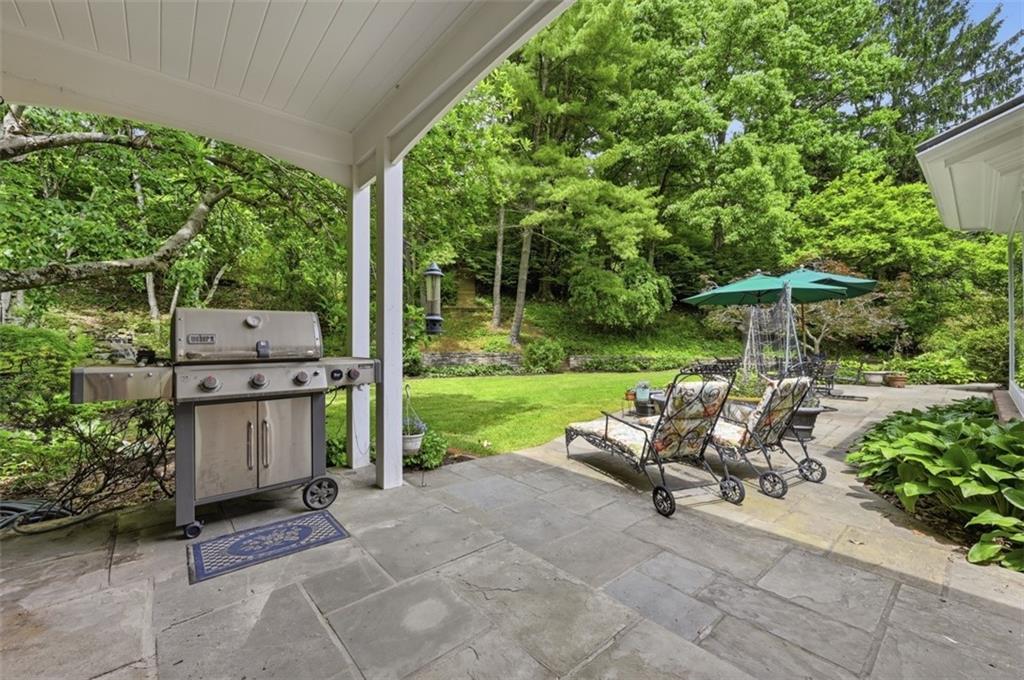 144 Springhouse Lane Pittsburgh, PA 15238 - Photo 44 of 49 Covered Slate Patio