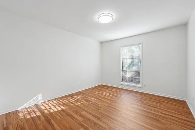 $290,000 | 6851 Roswell Road, Unit N20, Sandy Springs, GA 30328