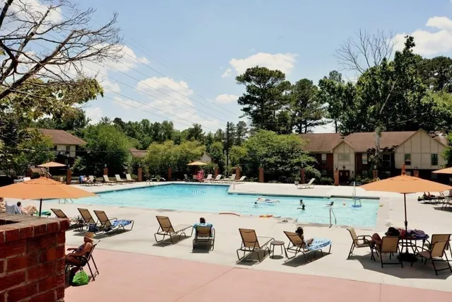 $290,000 | 6851 Roswell Road, Unit N20, Sandy Springs, GA 30328