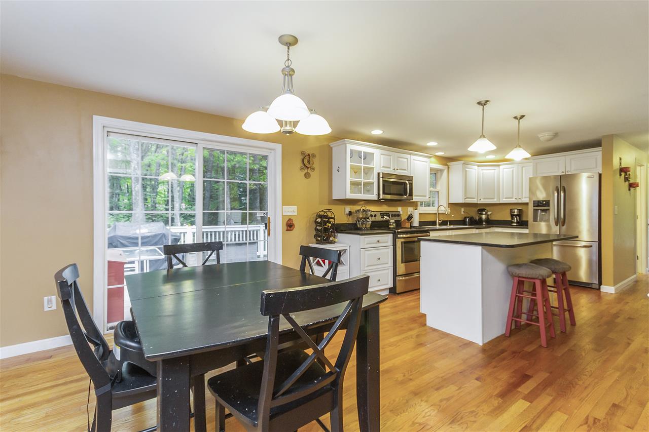 61 Walnut Hill Road Derry, NH 03038 - Photo 29 of 33