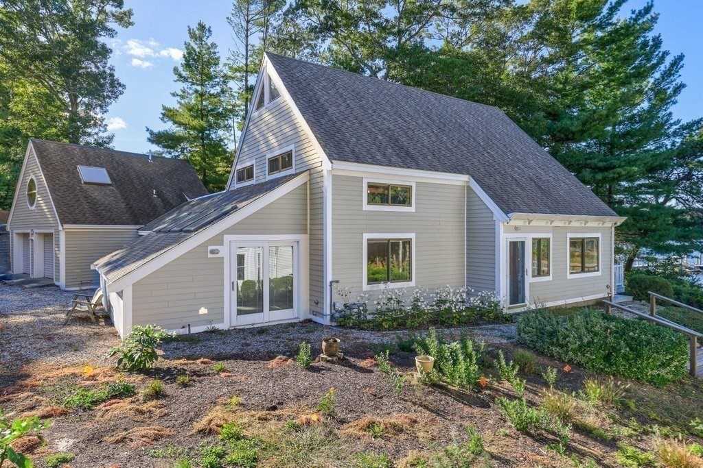 80 Summersea Road Mashpee, MA 02649 - Photo 4 of 37